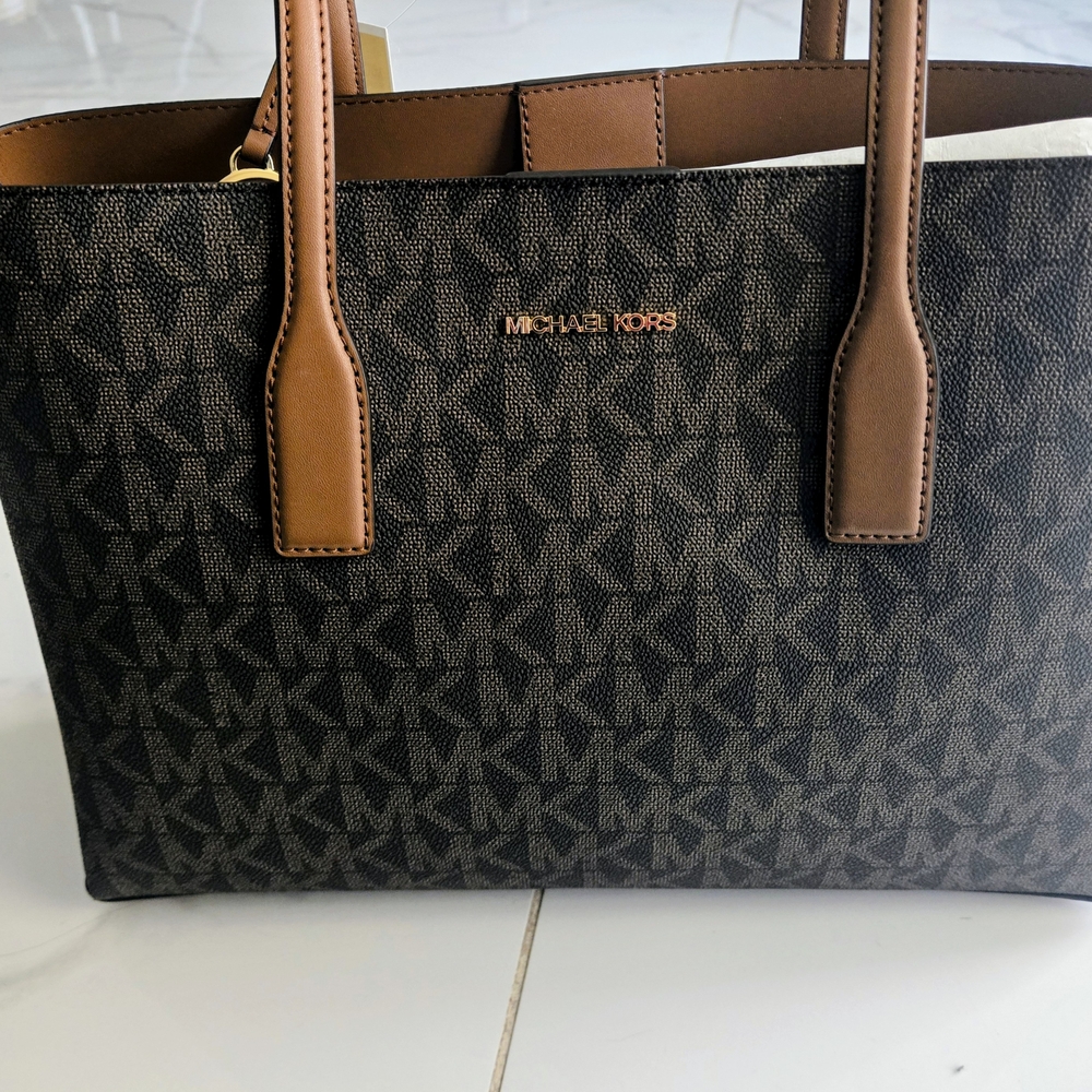 New! Michael Kors Emilia Medium Logo Tote Bag - Brown/Acorn" 358 - Picture 15 of 16